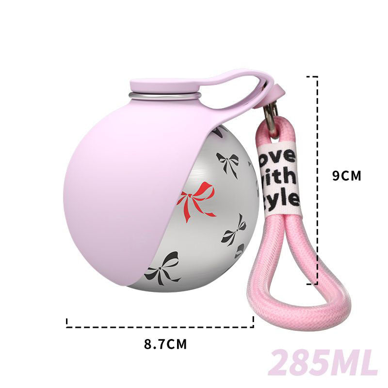 Portable water bottle for dogs going out